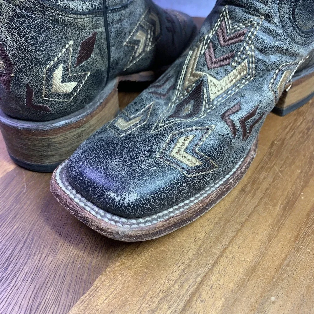 Circle G Boots Womens 6 Gray L5253 Western Embroidered‎ Leather Square Toe